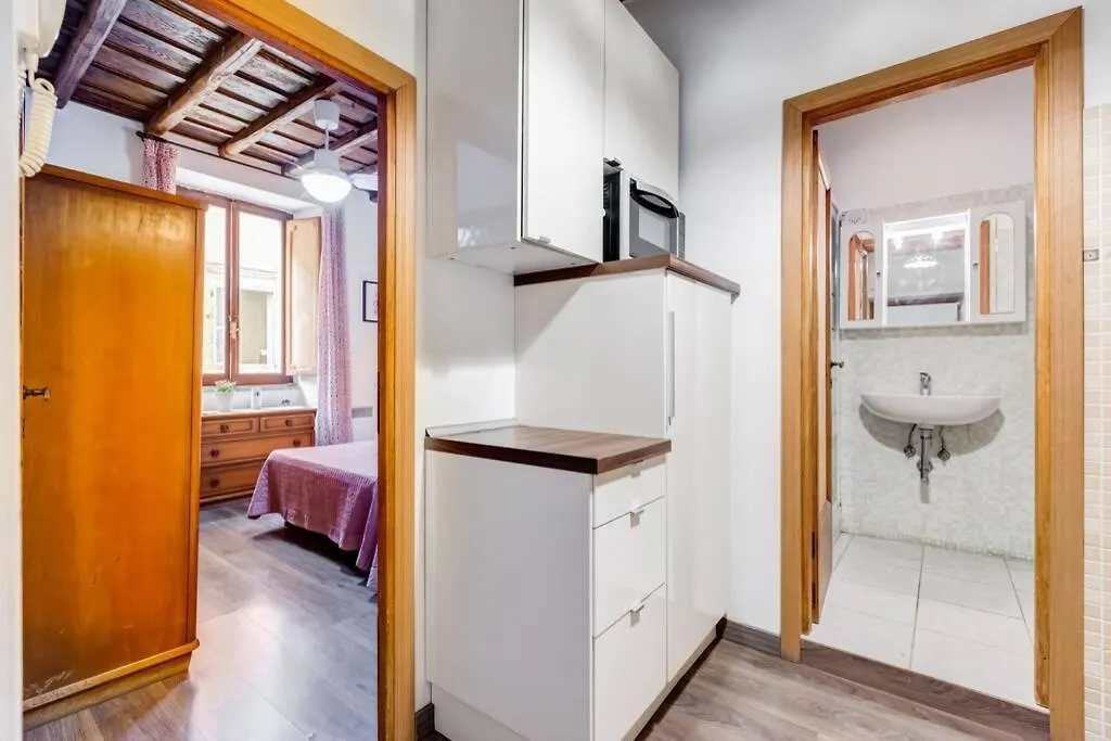 LauraLuxuryHome Cavour Fori Imperiali-1